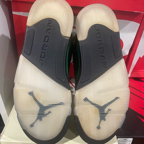 Jordan 5s “Oregón” size 10